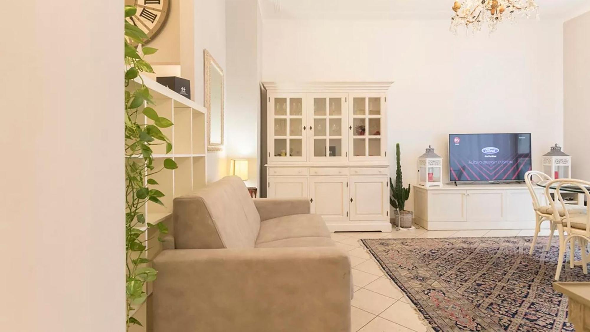 Classbnb - Two Apartments 400 Meters From The Duomo Milan Luaran gambar