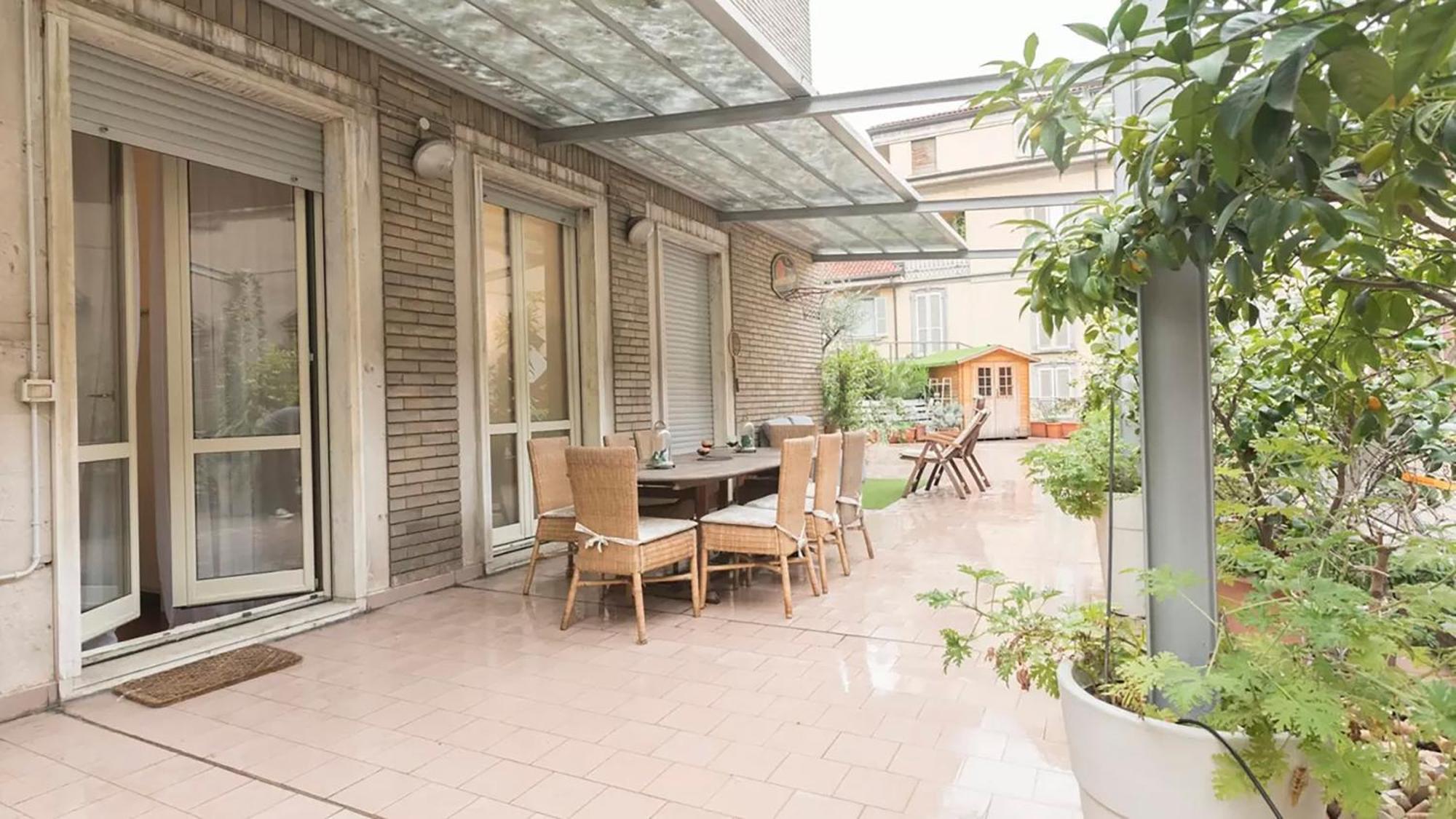 Classbnb - Two Apartments 400 Meters From The Duomo Milan Luaran gambar
