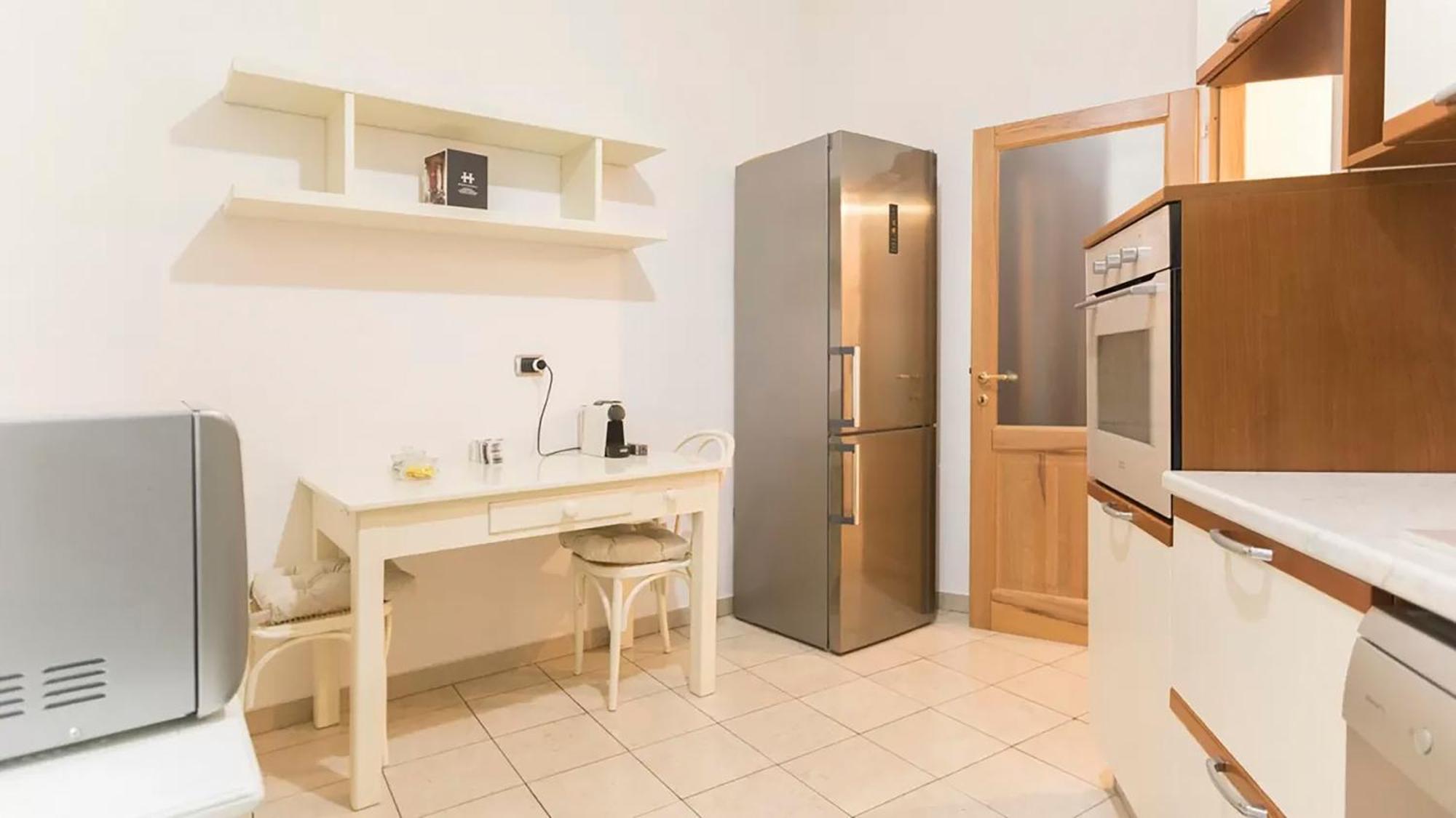 Classbnb - Two Apartments 400 Meters From The Duomo Milan Luaran gambar
