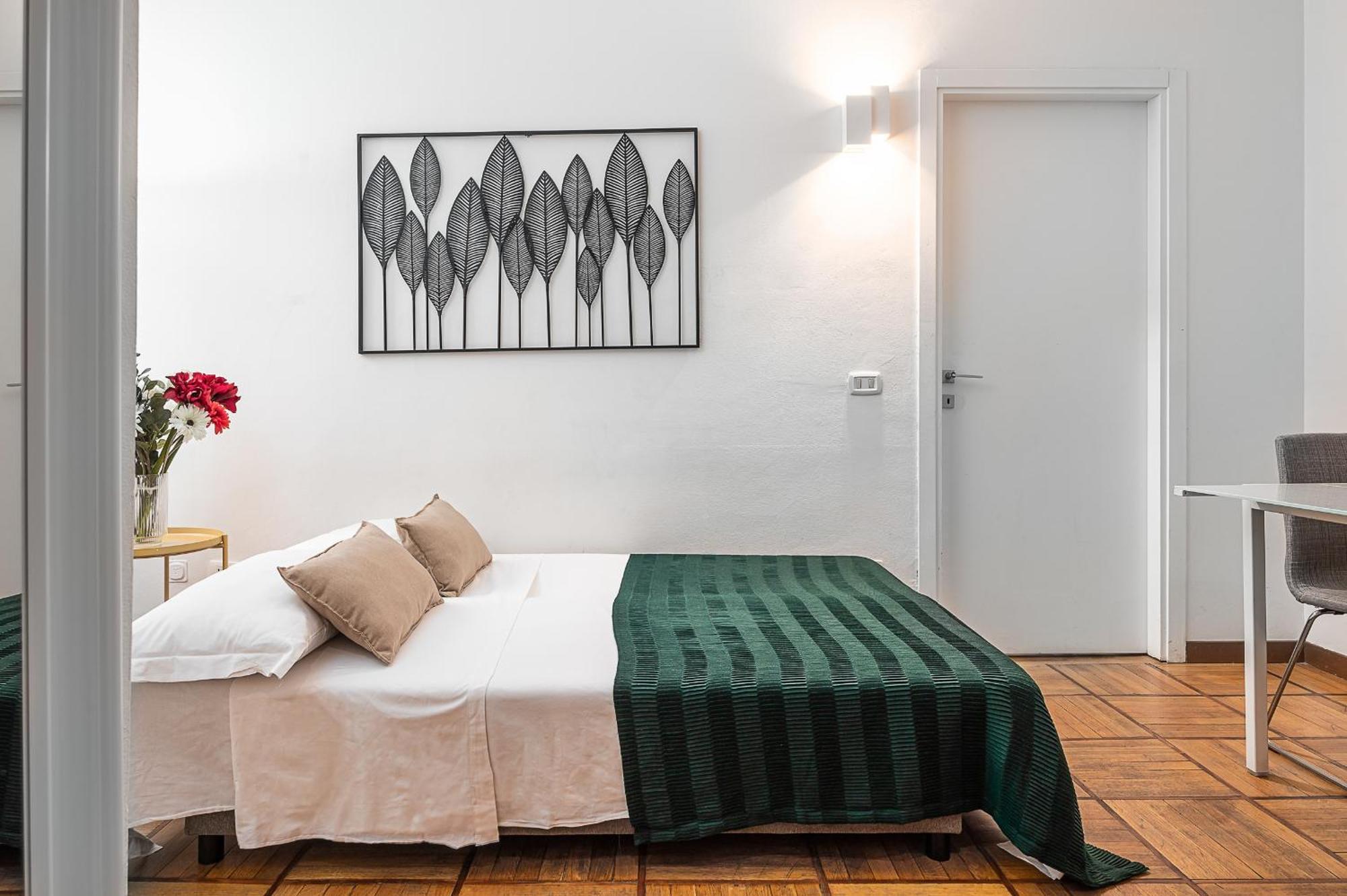 Classbnb - Two Apartments 400 Meters From The Duomo Milan Luaran gambar